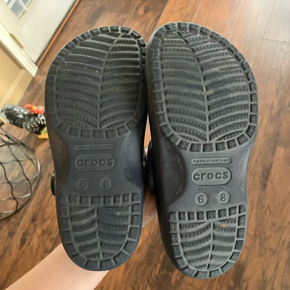 CROCS Disney Dark Blue Size 8 Women’s - Picture 2 of 4